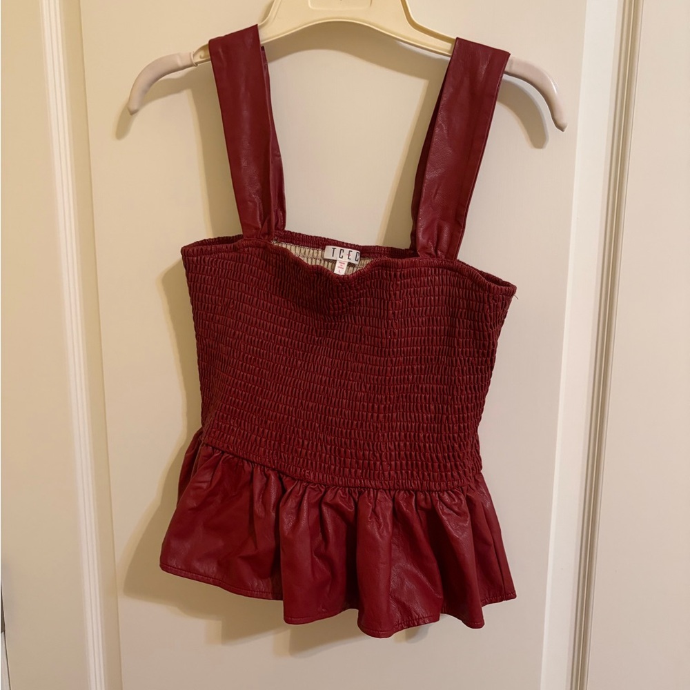 TCEC Red Cotton Faux Leather Wide Strap Smocked Peplum Cropped Top Size Large - Picture 3 of 6